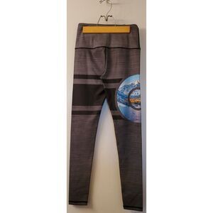 COLORADO LIMITED Alpenglow Yoga Pants Graphic Print Rockies WOM SZ XS  NWOT Grey
